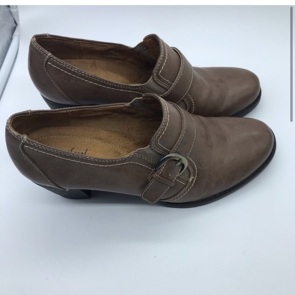 Naturalizer brown 3" ankle boot 10